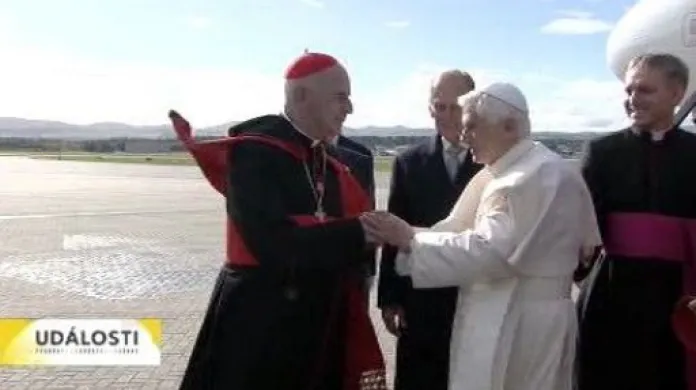 Papež se setkal s britskou královnou