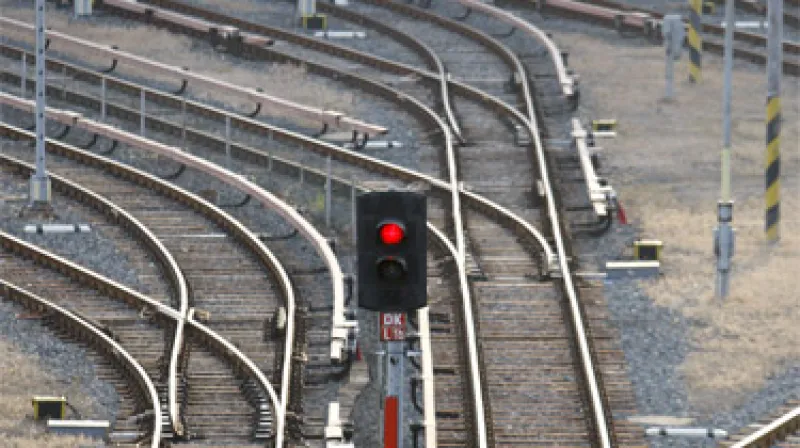 Soupravy metra dnes zůstaly v depech