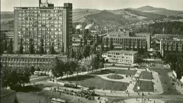 Historický snímek náměstí práce ve Zlíně z roku 1927