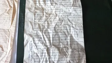 Dokumenty, které ukrývala kamna v bytě J. Mahena