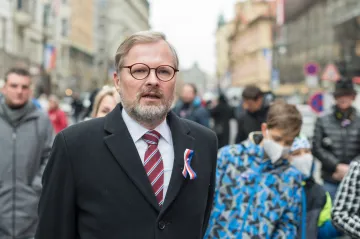Z profesora politologie premiérem. Petr Fiala je třináctým předsedou vlády České republiky