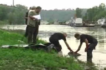 Neznámé tělo ve Vltavě