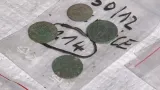 Archeologové našli i staré mince
