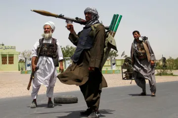Češi zachraňovali spolupracovníky z Kábulu s nasazením vlastních životů. „Jinak bych zmizel,“ říká evakuovaný Afghánec
