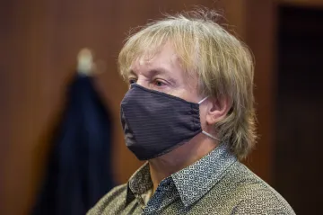 Soud zpřísnil trest pro Mariana Ryšku. Od lihové mafie odebral přes 30 tisíc litrů