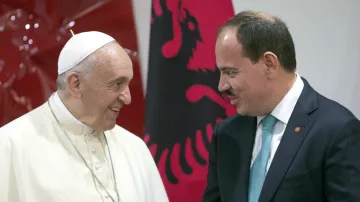 František s albánským prezidentem Bujarem Nishanim