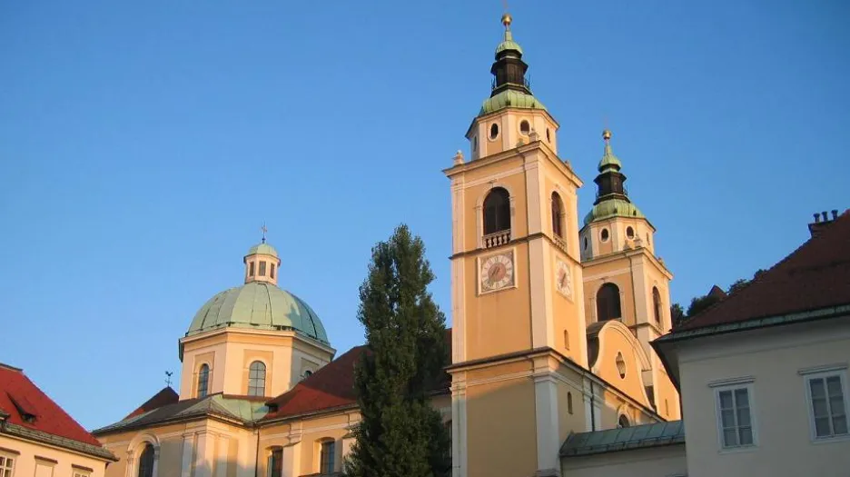 Dóm svatého Mikuláše v Lublani