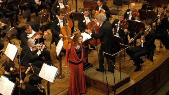 Rok české hudby zahájila Česká filharmonie a Magdalena Kožená