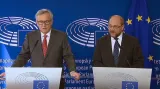 Brífink po jednání Junckera se Schulzem