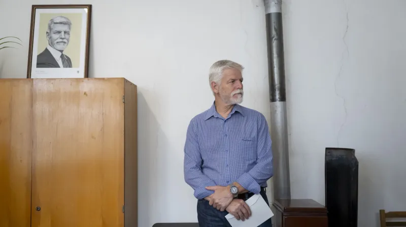 Prezident Petr Pavel odevzdal hlas ve druhém kole senátních voleb