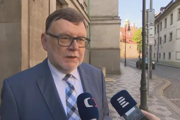 Stanjura jednal se zástupci obcí i krajů kvůli rozpočtovému určení daní. Jasno by mělo být příští týden