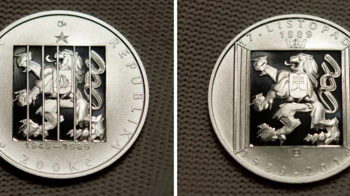 Pamětní mince vydaná u příležitosti 25. výročí 17. listopadu 1989