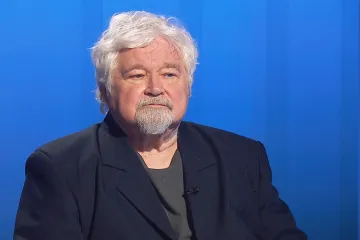 Pithart: Jsme pevně ukotveni na Západě. A konečně tomu odpovídá i naše zahraniční politika