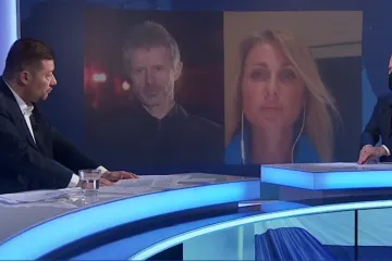 Ultimáta do diplomacie nepatří, tvrdí Okamura. Vystrčil chválí sebevědomé vystupování Česka