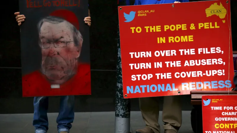 Oběti a jejich příbuzní při jednom z protestů