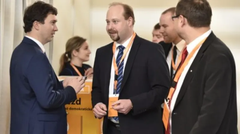 Delegáti volí statutárního místopředsedu, na snímku jeden z kandidátů – Jeroným Tejc Zdroj: ČTK