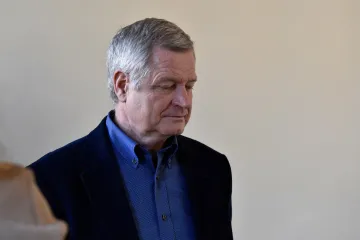 Vrchní soud zrušil Zemkovi v kauze solárních podvodů náhradu škody 18,6 milionu korun