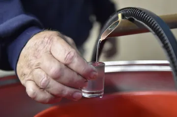 Slavičín zachránil pěstitelům kvas. Nově otevřená městská pálenice má pořadník plný až do března