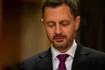 Slovenský parlament schválil změnu ústavy pro předčasné volby