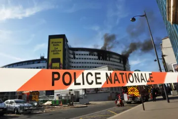 Centrálu francouzského rozhlasu zachvátil požár