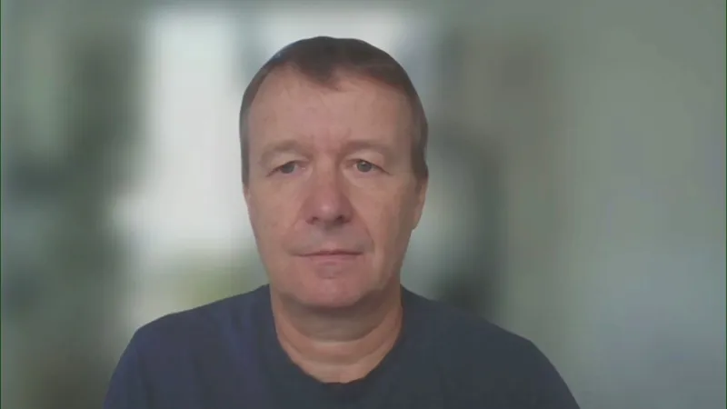 Komentátor Petr Honzejk k prezidentově kompetenční žalobě kvůli summitu NATO