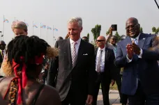 Belgický král se při návštěvě Konga omluvil za krutosti. Slíbil také vrácení ukradeného umění