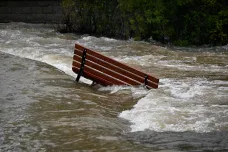 V Olomouci platí třetí povodňový stupeň. Hráze to vydrží, tvrdí město