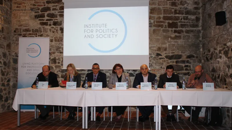 Debata o ruské asertivitě