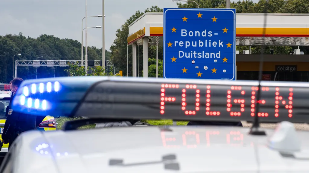 Policejní kontrola na nizozemsko-německé hranici