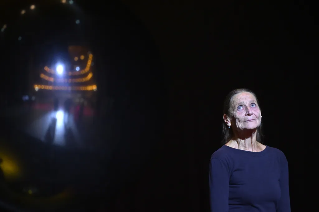 Thálie za celoživotní umělecké mistrovství v oboru alternativní divadlo patří Lence Machoninové