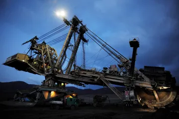 Těžařům se zvýší poplatky, zdražit by mohlo i teplo