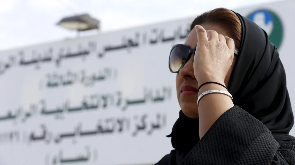 V Saúdské Arábii mohly poprvé k volbám i ženy