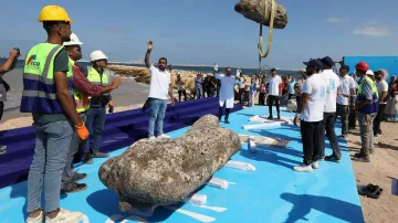 Artefakty ze zaplaveného starověkého města v Egyptě