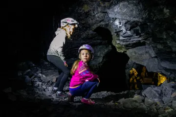 V létě turisté, v zimě netopýři. U Oder zpřístupnili štoly starého břidlicového dolu