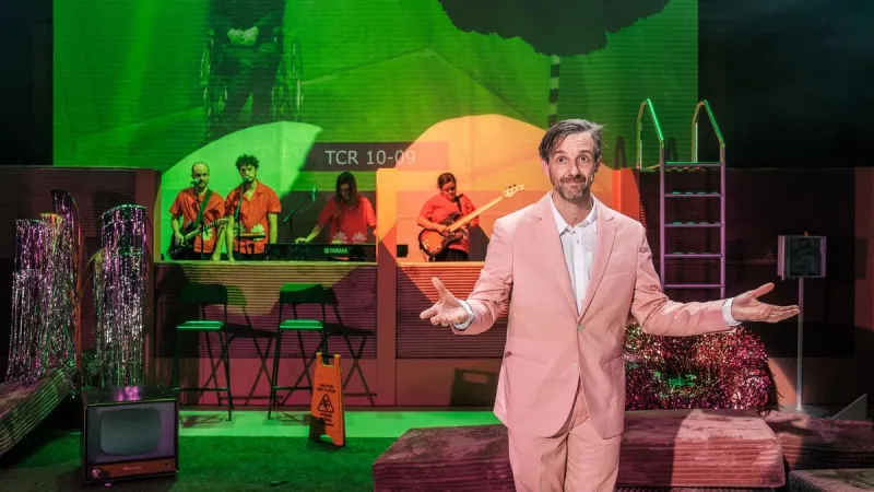 Darwin & co. v Divadle Husa na provázku