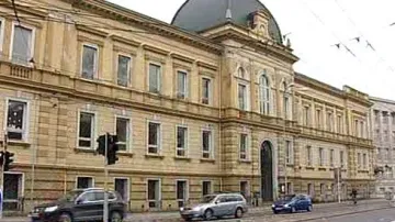 Budova bývalé obchodní akademie v Hradci Králové