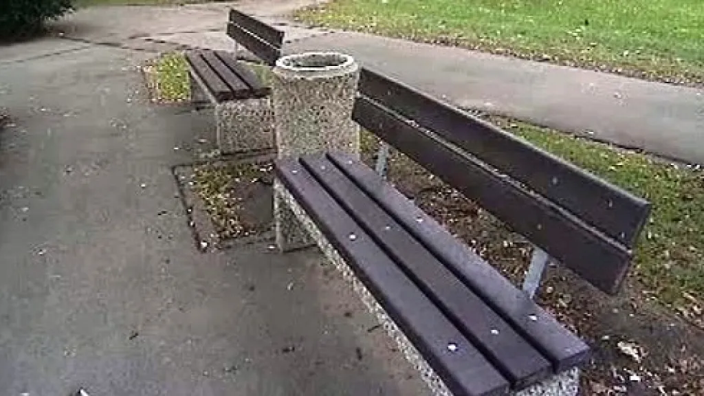 Lavičky z recyklovaných plastů