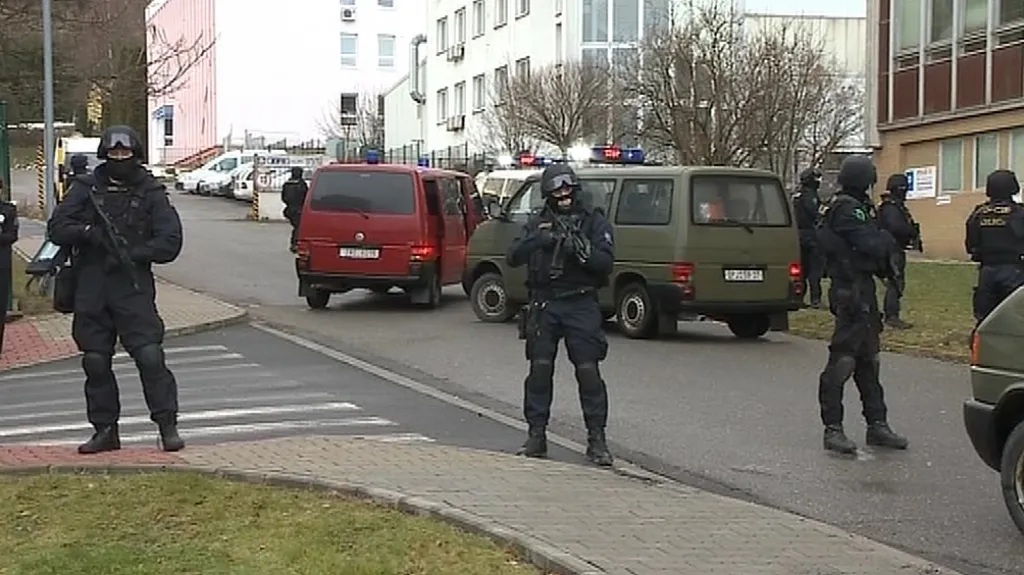 Převoz Miroslava Masláka k soudu