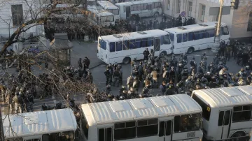 Protestující v centru Kyjeva