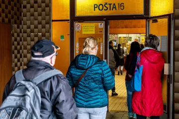 Pošta nabídne po zrušení poboček k odkupu asi tři stovky nemovitostí. Utržit může zhruba miliardu