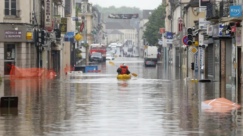 Zaplavené město Nemours