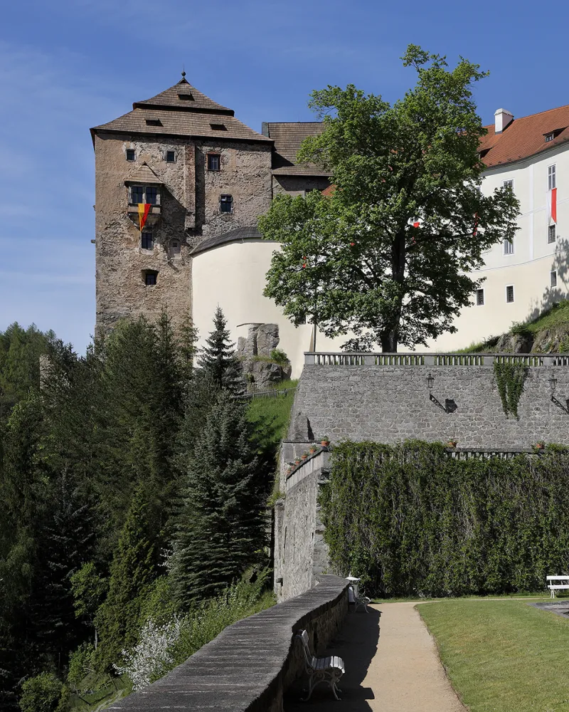 Šlechta na cestách oživí sezonu hradů a zámků, otevřou se nové expozice