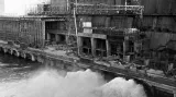 Stavba přehrady trvala zhruba jedenáct let