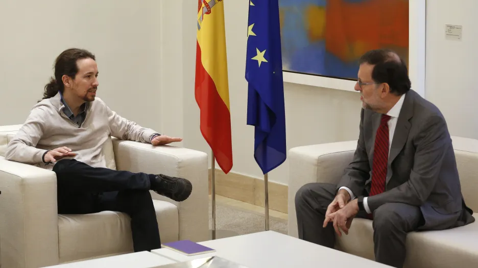Mariano Rajoy a Pablo Iglesias (vlevo) jednali neúspěšně o možné koaliční vládě