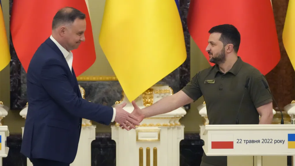 Prezidenti Polska a Ukrajiny v ukrajinském parlamentu