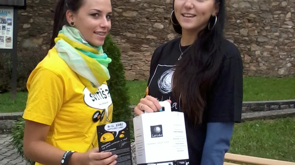 Dobrovolnice ČČK jako Světlušky