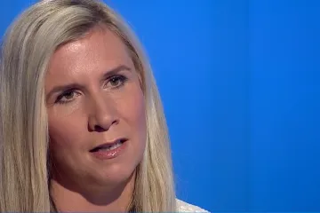 Zákonodárnou iniciativu bych prezidentovi umožnila, u dalších ambicí bych byla při zemi, uvedla Valachová