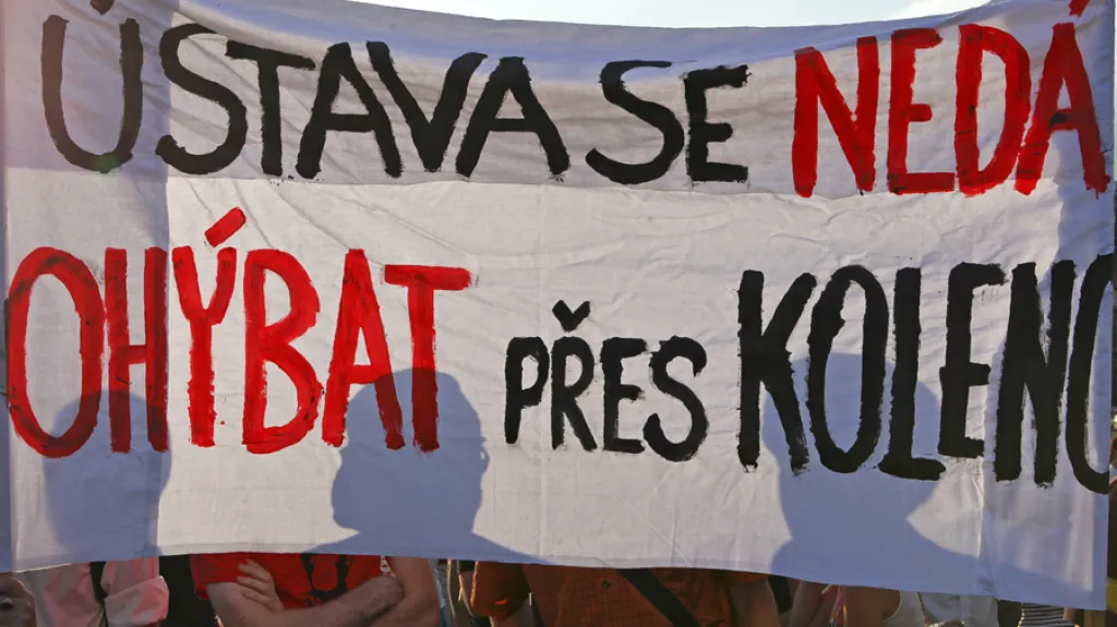 Demonstrace proti vládě