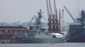 Íránská válečná loď Iris Dena na archivním snímku z února 2023