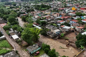 Povodně v Mexiku braly celé vesnice, nepřežilo přes šedesát lidí